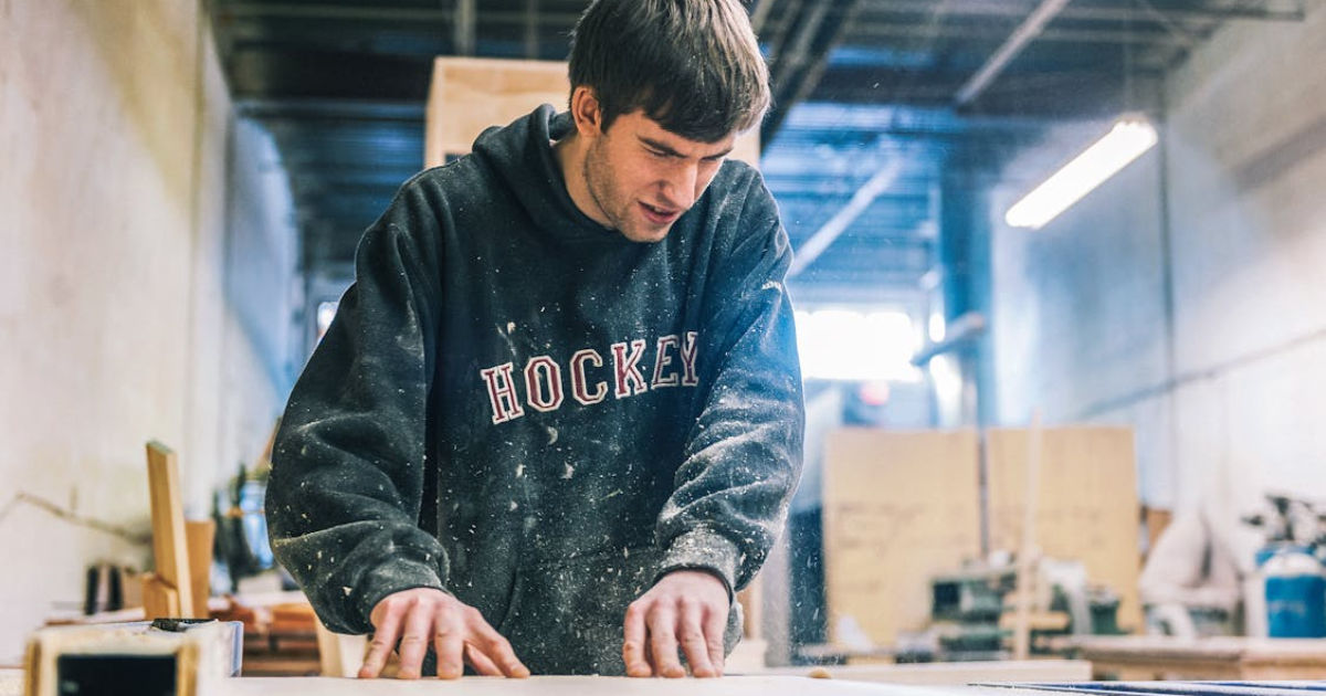 Pekerjaan yang Digantikan AI - 8 Pekerjaan yang Diprediksi akan Hilang Karena AI