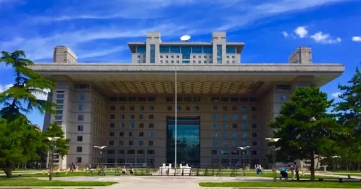 Universitas Terbaik China - 10 Universitas Terbaik di China & Beasiswa yang Ditawarkannya