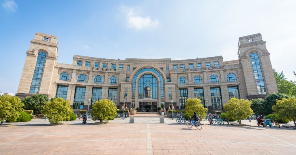 Universitas Terbaik China - 10 Universitas Terbaik di China & Beasiswa yang Ditawarkannya